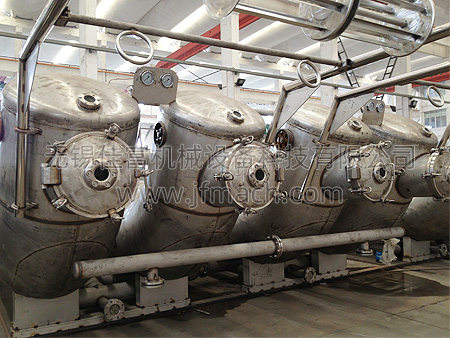 毛毛蟲內(nèi)走布高溫高壓染色機